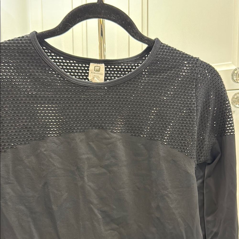 Fabletics Black Fitted Long Sleeve Sweatshirt